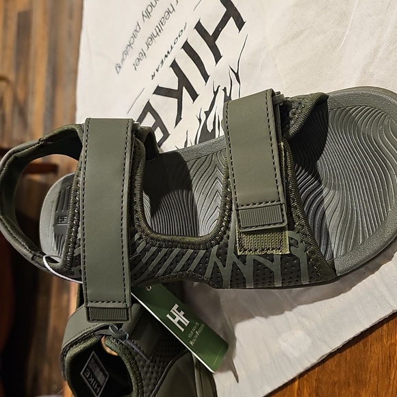 ๐NEW HIKE FOOTWEAR SANDALS Army Green (๐ฒprice reduced!) ๐ - Picture 5 of 12